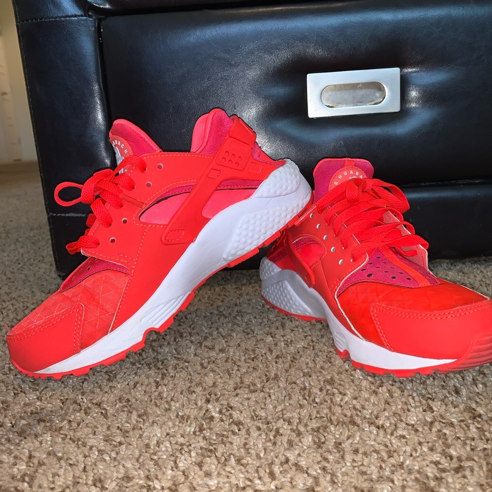 Nike Air Huarache Bright Crimson/Bright Crimson